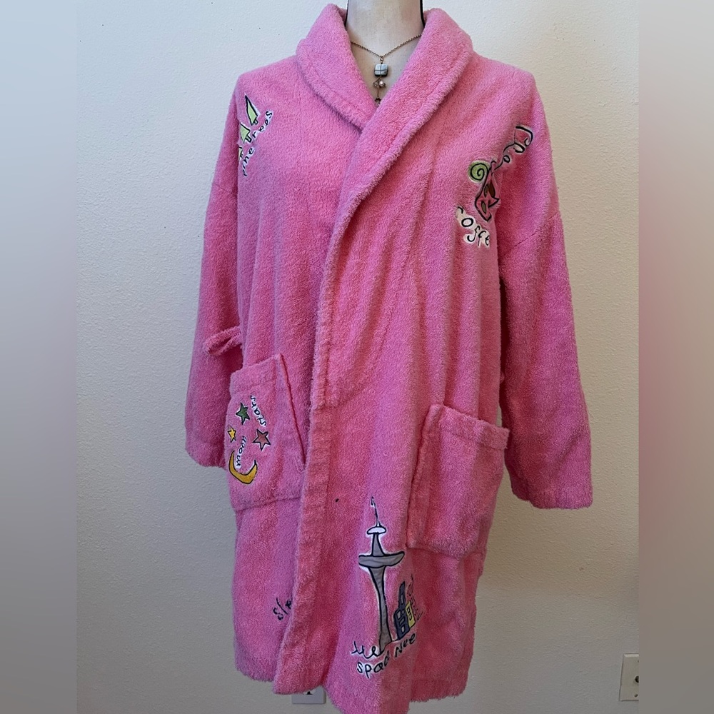 Early 2k bathrobe with embroidery